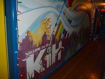 Kelowna International Hostel Екстериор снимка